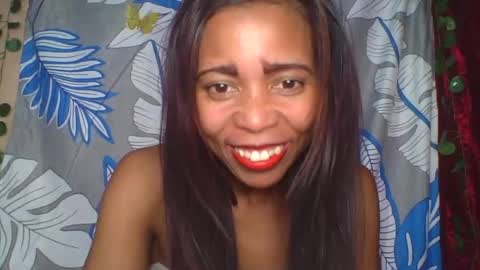 Snapshot of wildah chatting on June 18, 9:14 am wildah online show from June 18, 9:14 am