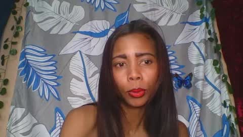 Snapshot of wildah chatting on June 19, 3:05 pm wildah online show from June 19, 3:05 pm