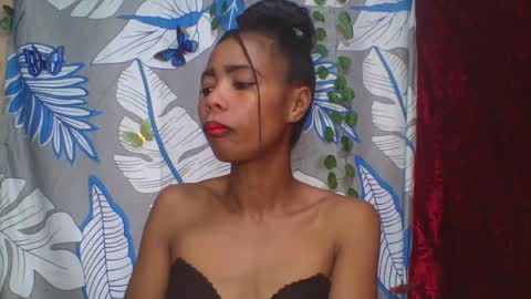 Snapshot of wildah chatting on July 2, 6:19 am wildah online show from July 2, 6:19 am