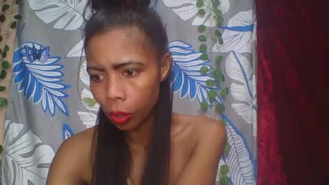 Snapshot of wildah chatting on July 3, 7:48 am wildah online show from July 3, 7:48 am