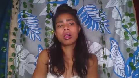 Snapshot of wildah chatting on July 29, 11:30 am wildah online show from July 29, 11:30 am