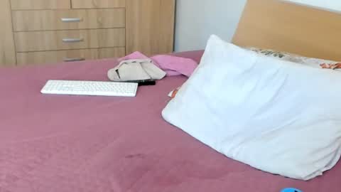 Alissa online show from February 1, 4:22 pm