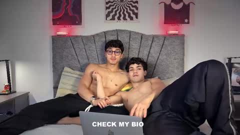 WildDesire online show from February 19, 2:18 am