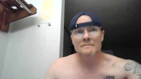 Wildestdick69 online show from June 28, 12:38 am