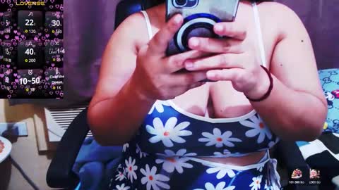 Snapshot of wildhotasianx chatting on November 4, 7:02 pm wildhotasianx online show from November 4, 7:02 pm