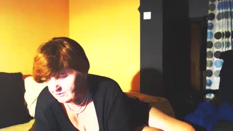 Snapshot of wildredcat chatting on March 1, 11:47 pm WildRedCat online show from March 1, 11:47 pm