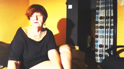 Snapshot of wildredcat chatting on March 12, 12:42 am WildRedCat online show from March 12, 12:42 am