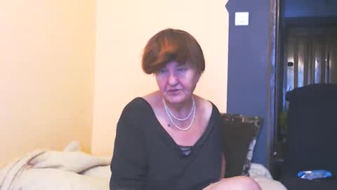 Snapshot of wildredcat chatting on October 2, 9:38 am WildRedCat online show from October 2, 9:38 am