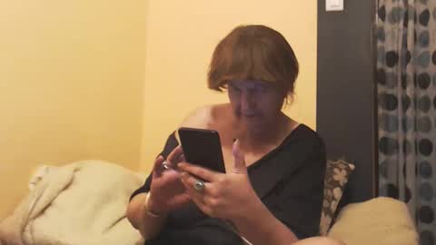 WildRedCat online show from May 14, 9:32 pm