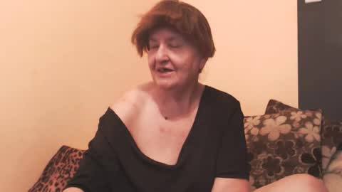 WildRedCat online show from June 11, 6:17 pm