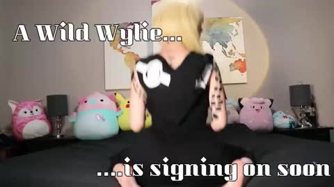 Wylie Wanderlust online show from May 20, 2:07 am
