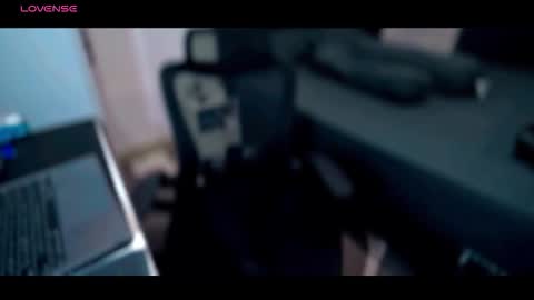 Snapshot of wildynight chatting on October 2, 2:02 pm Wildy online show from October 2, 2:02 pm