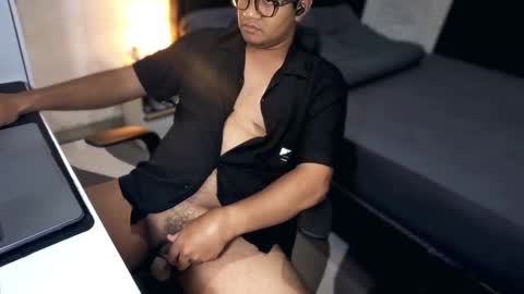 Snapshot of wildynight chatting on March 5, 1:18 pm Wildy online show from March 5, 1:18 pm