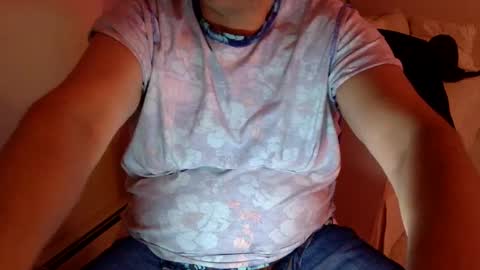 Snapshot of will338454 chatting on January 4, 6:41 am will338454 online show from January 4, 6:41 am