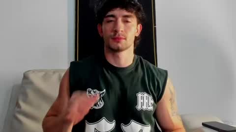 Snapshot of will_ferrari300 chatting on June 19, 2:16 am will_ferrari300 online show from June 19, 2:16 am