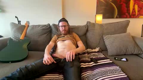 Snapshot of will_sx chatting on May 23, 11:03 am will_sx online show from May 23, 11:03 am