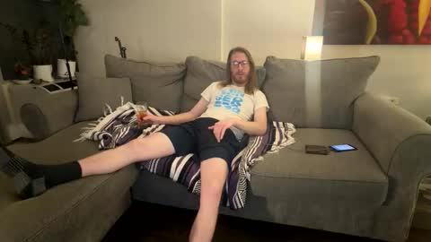 Snapshot of will_sx chatting on May 28, 6:54 am will_sx online show from May 28, 6:54 am