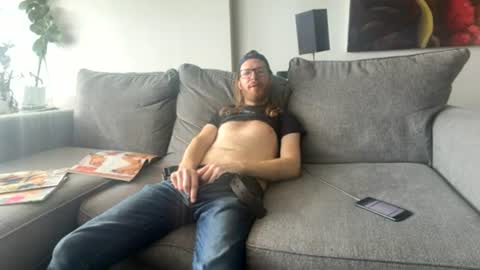 Snapshot of will_sx chatting on July 6, 5:37 pm will_sx online show from July 6, 5:37 pm