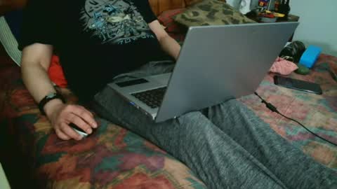 Snapshot of willamyth chatting on July 1, 5:20 am Willamyth online show from July 1, 5:20 am