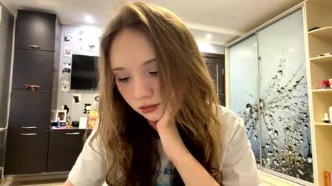 Olivia online show from February 27, 3:01 pm