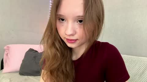 Snapshot of willenasow chatting on May 24, 3:06 pm Olivia online show from May 24, 3:06 pm