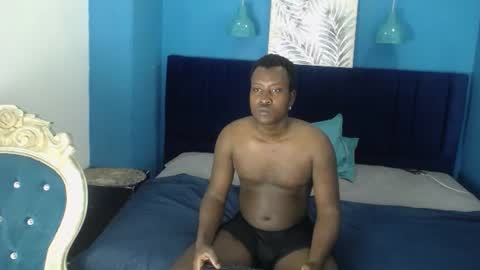 Snapshot of william_bennett chatting on June 15, 11:56 am william_bennett online show from June 15, 11:56 am