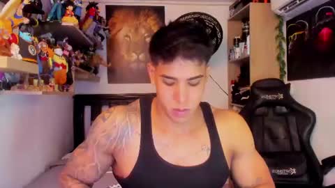 Snapshot of william_dracko9 chatting on June 10, 5:07 am Dracko online show from June 10, 5:07 am