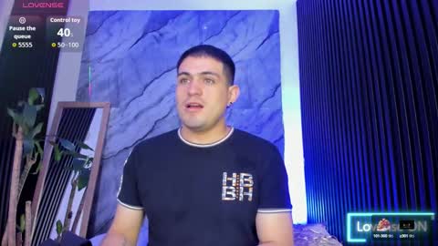 Snapshot of william_steel_ chatting on September 29, 11:26 am William Steel online show from September 29, 11:26 am