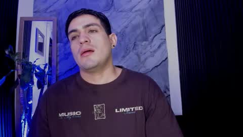 Snapshot of william_steel_ chatting on November 16, 3:56 am William Steel online show from November 16, 3:56 am