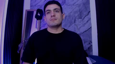 Snapshot of william_steel_ chatting on November 22, 4:00 am William Steel online show from November 22, 4:00 am