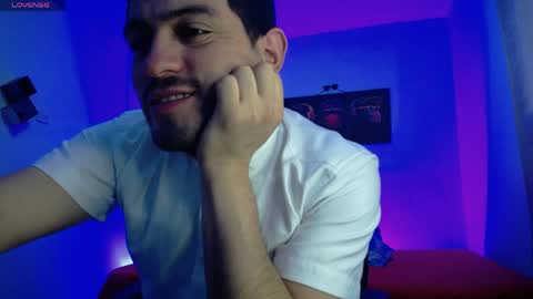 William Steel online show from April 29, 4:22 pm
