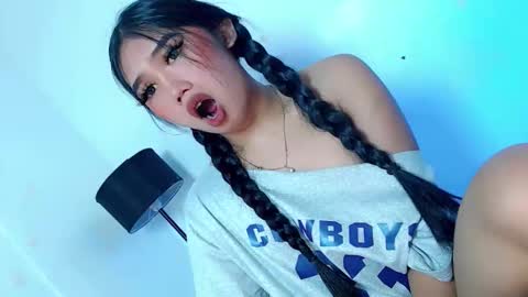 LE XI online show from March 18, 3:15 pm