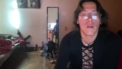 Snapshot of willlohne5 chatting on November 5, 8:53 pm Ville Lohner online show from November 5, 8:53 pm