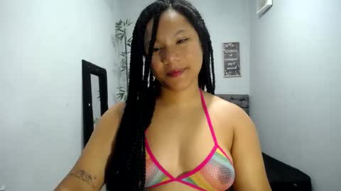 WIllow  online show from June 15, 11:12 am