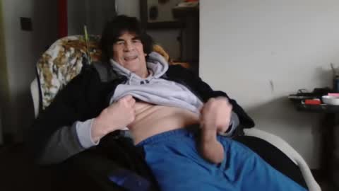 Snapshot of willtie26 chatting on February 16, 6:10 pm willtie26 online show from February 16, 6:10 pm