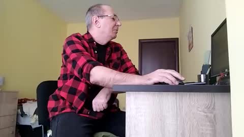 willxc online show from March 17, 1:14 pm