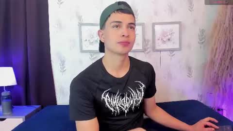 Snapshot of willy_diamond chatting on July 14, 8:36 pm Willy Diamond online show from July 14, 8:36 pm