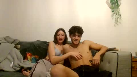 Snapshot of willy_est_95 chatting on November 22, 11:59 pm willy_est_95 online show from November 22, 11:59 pm