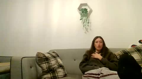 Snapshot of willy_est_95 chatting on November 24, 2:00 am willy_est_95 online show from November 24, 2:00 am