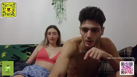 Snapshot of willy_est_95 chatting on December 14, 11:31 pm willy_est_95 online show from December 14, 11:31 pm