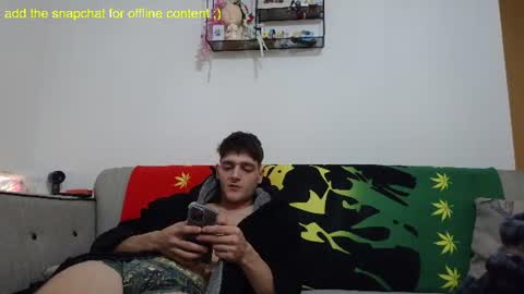 Snapshot of willy_est_95 chatting on June 9, 9:37 pm willy_est_95 online show from June 9, 9:37 pm