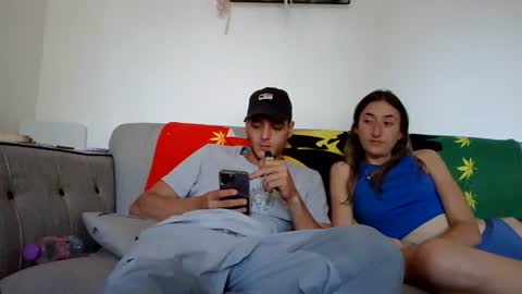 Snapshot of willy_est_95 chatting on July 8, 6:12 pm willy_est_95 online show from July 8, 6:12 pm