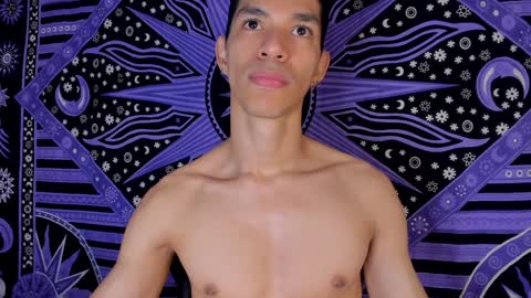 willy_veins online show from December 4, 8:45 am