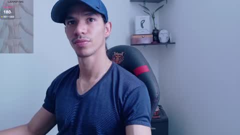 willy_veins online show from July 9, 5:28 pm