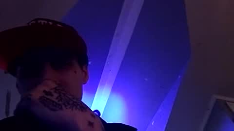 Snapshot of wilsond9479 chatting on November 27, 2:41 pm wilsond9479 online show from November 27, 2:41 pm