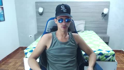 Wiltom online show from December 3, 3:58 am