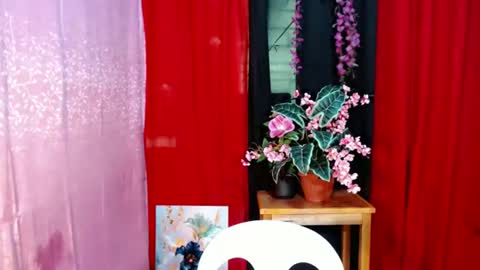 Snapshot of win_boy chatting on July 1, 6:48 am win_boy online show from July 1, 6:48 am