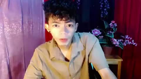 Snapshot of win_boy chatting on July 26, 9:54 pm win_boy online show from July 26, 9:54 pm