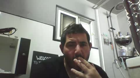 windowpane online show from December 25, 8:07 pm