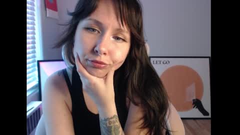 Eevie online show from September 13, 12:21 am